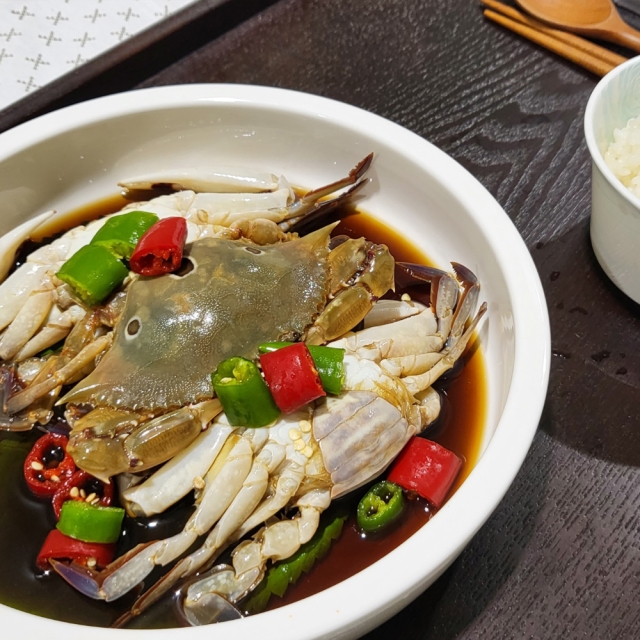 30년 전통의 알이 꽉찬 삼점 암 꽃게장 2kg